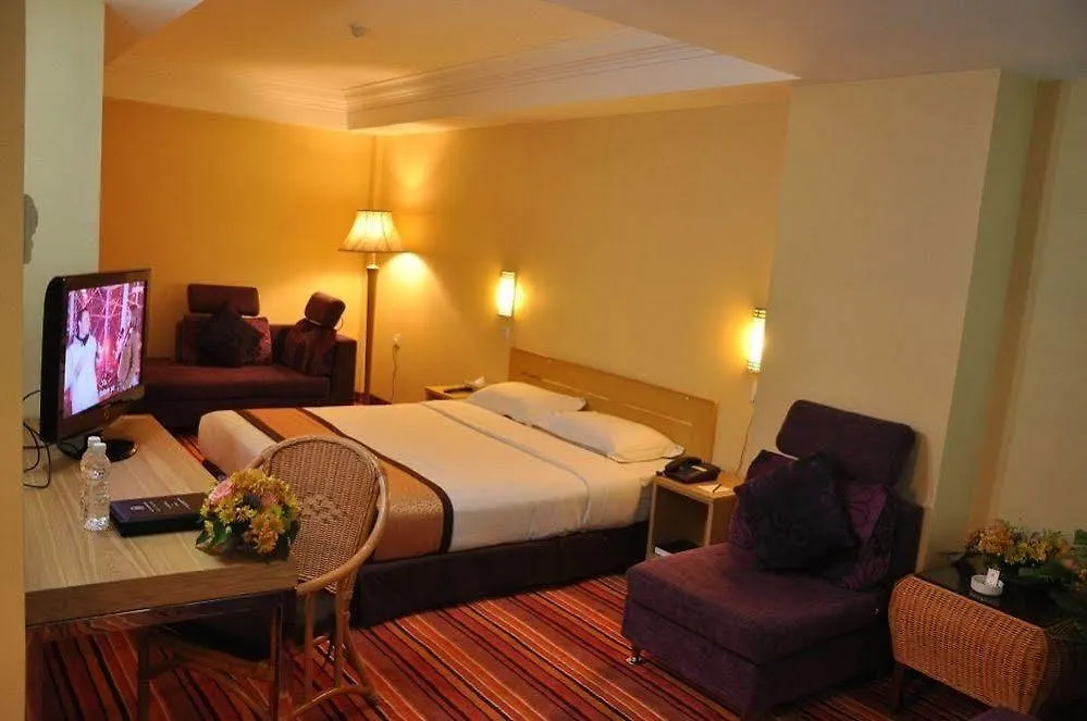 Tang Dynasty Park Hotel Kota Kinabalu 3*,  Malasia